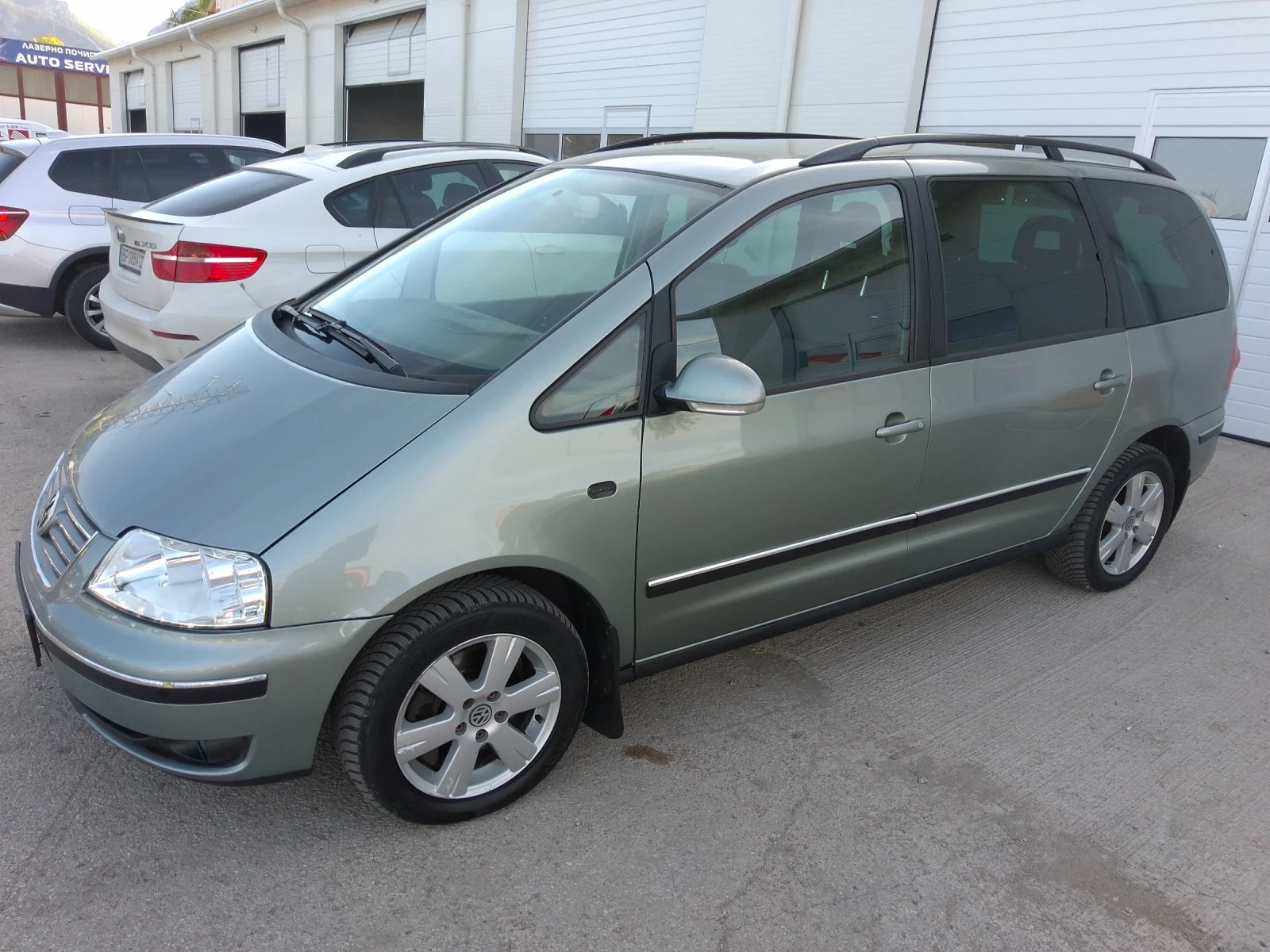 VW Sharan 1.9TDI 4x4 , снимка 3 - Автомобили и джипове - 54335282