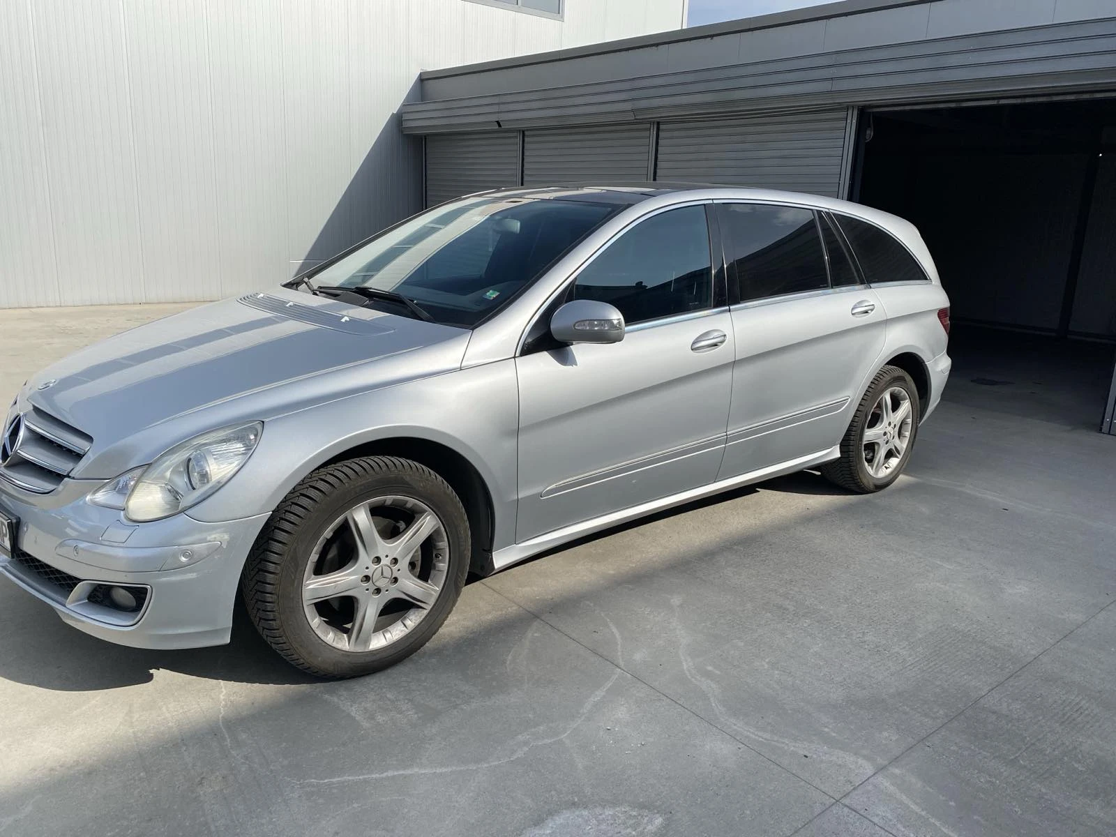 Mercedes-Benz R 320 3.2, снимка 2 - Автомобили и джипове - 54498679