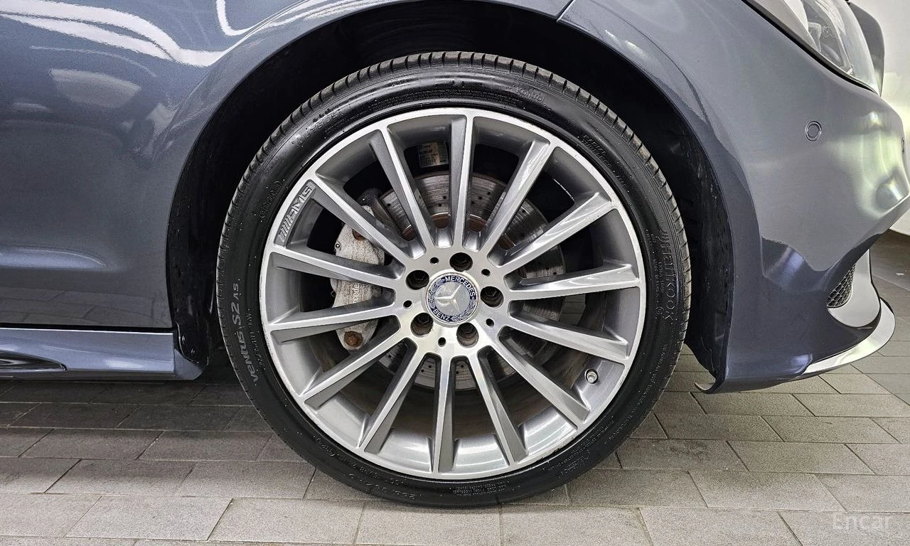 Mercedes-Benz CLS 400 PANO* КОЖА* ПОДГРЕВ* ОБДУХВ* НАВИ* 360* LINE ASS* , снимка 5 - Автомобили и джипове - 54647170