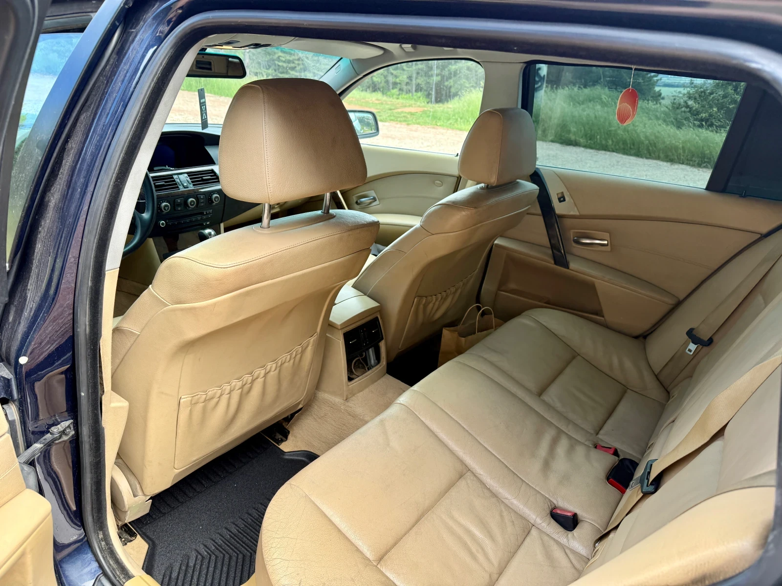 BMW 530 3.0d, снимка 6 - Автомобили и джипове - 54721302