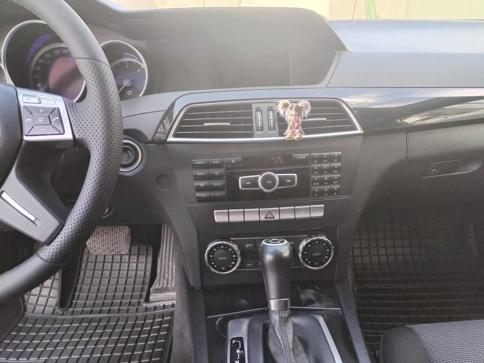 Mercedes-Benz C 220 2.2 CDI/Euro5B/avtomat, снимка 17 - Автомобили и джипове - 54729307