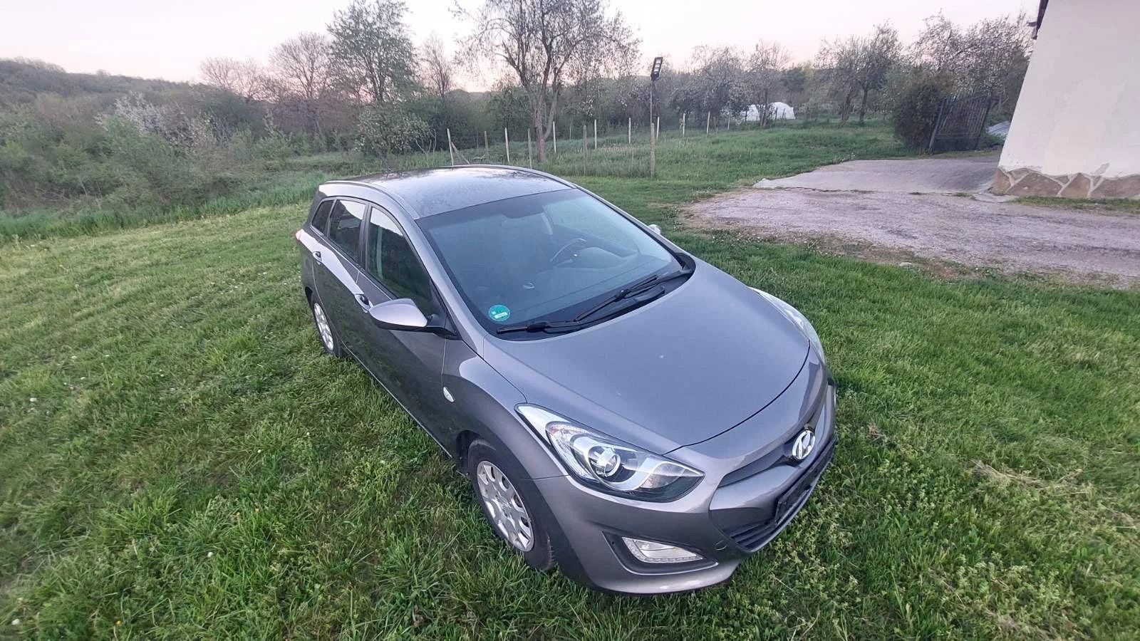 Hyundai I30 1.4 CRDI, снимка 4 - Автомобили и джипове - 54731629