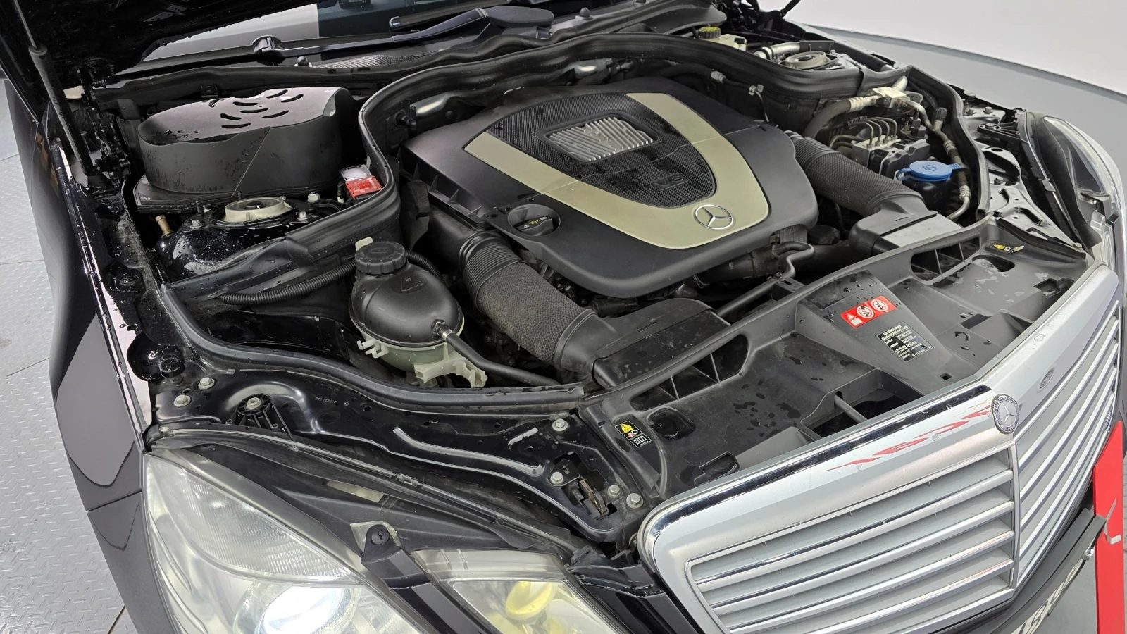 Mercedes-Benz E 300, снимка 6 - Автомобили и джипове - 54918063