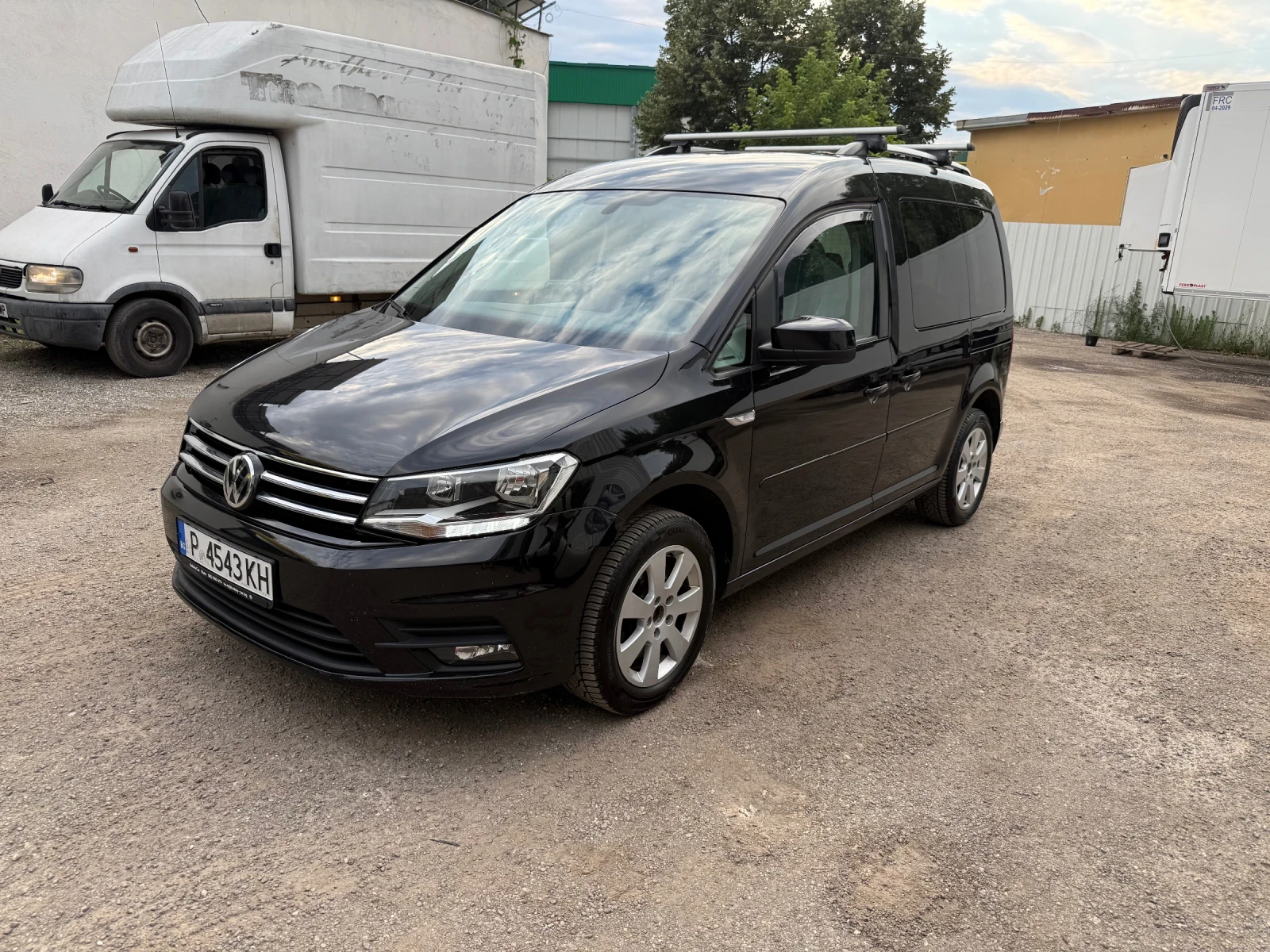 VW Caddy 2.0 TDI 150p.s Avtomat, снимка 2 - Автомобили и джипове - 55137478