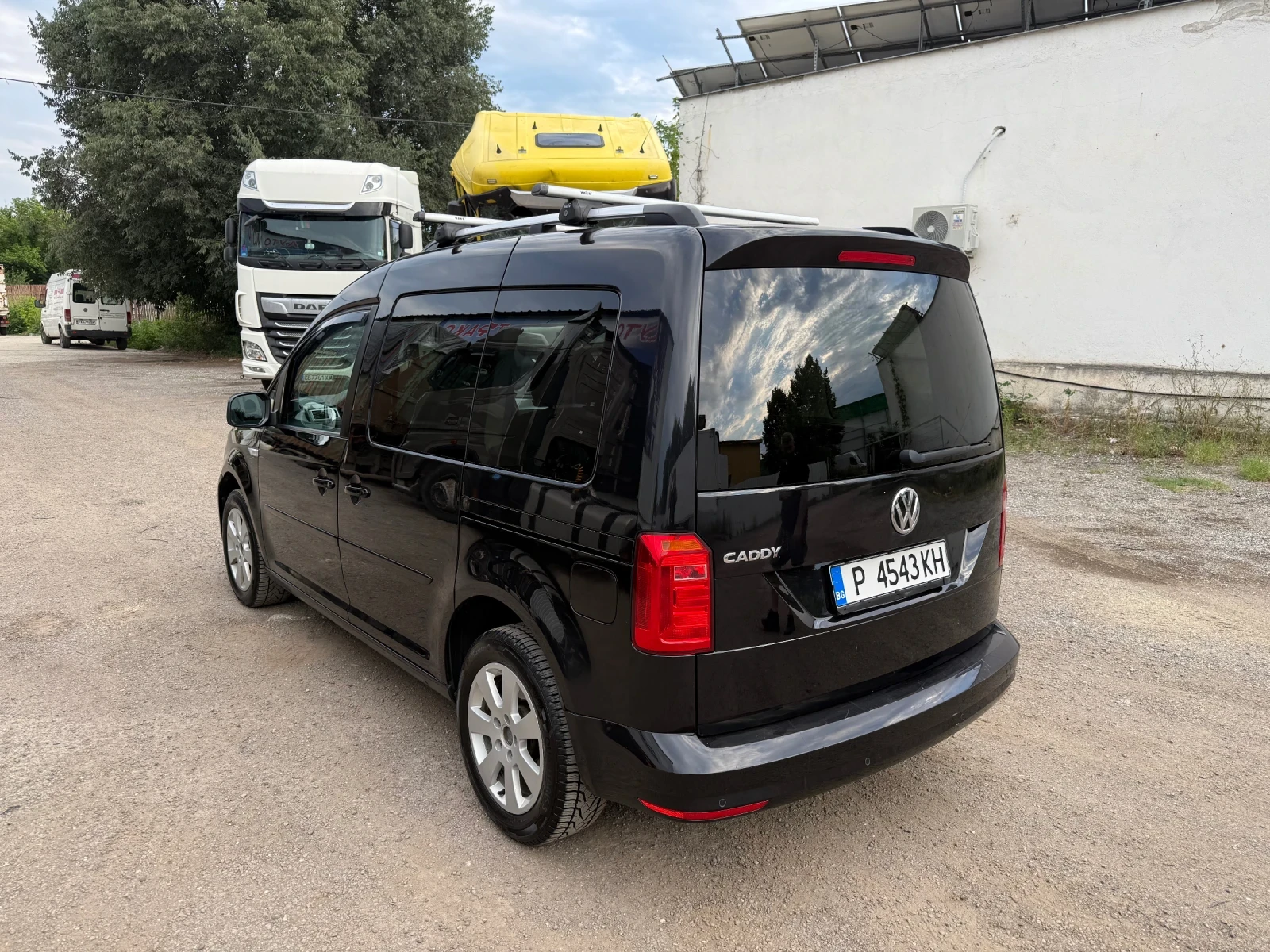 VW Caddy 2.0 TDI 150p.s Avtomat, снимка 8 - Автомобили и джипове - 55137478