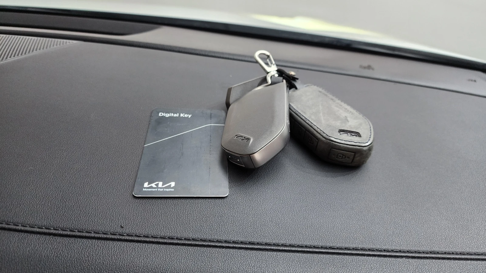 Kia K5 2.0LPI / ОБДУХВАНЕ / 360КАМЕРИ / АМБИЕНТНО , снимка 16 - Автомобили и джипове - 55377628