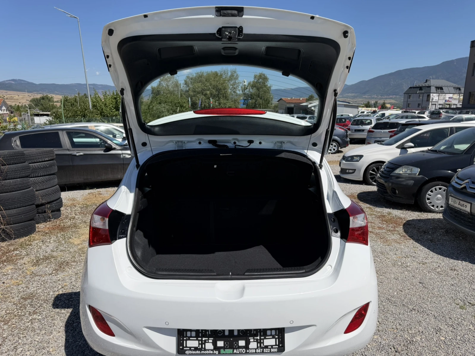Hyundai I30 1.4I- 142000 original km., снимка 6 - Автомобили и джипове - 55728027