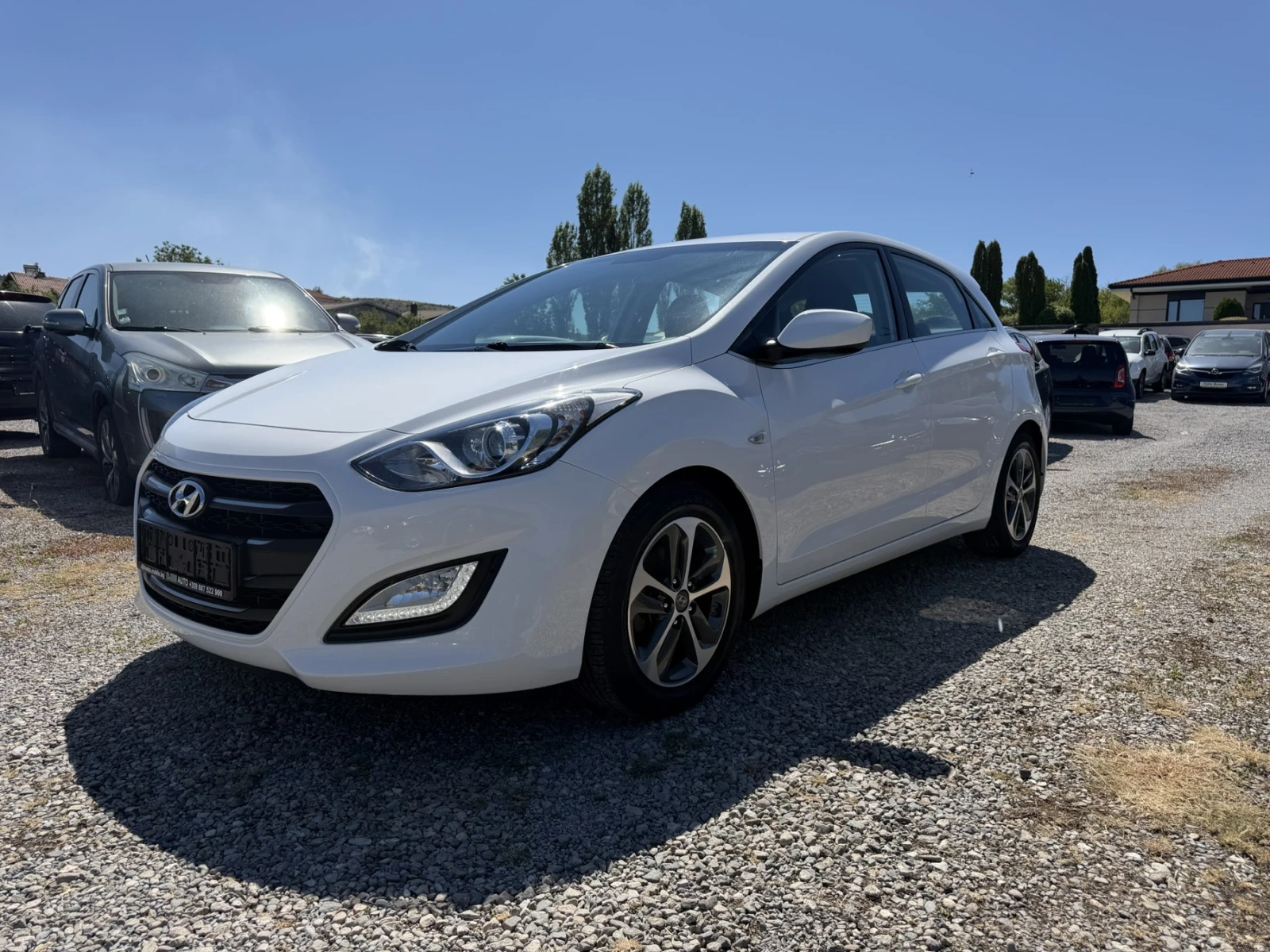 Hyundai I30 1.4I- 142000 original km., снимка 3 - Автомобили и джипове - 55728027