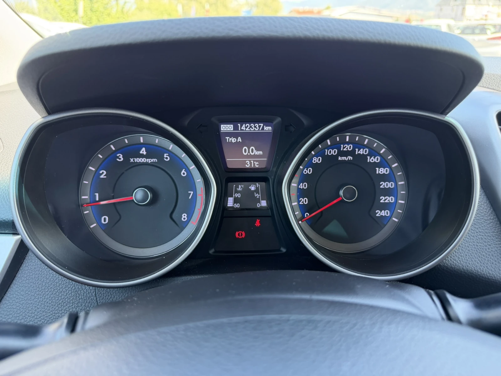 Hyundai I30 1.4I- 142000 original km., снимка 11 - Автомобили и джипове - 55728027