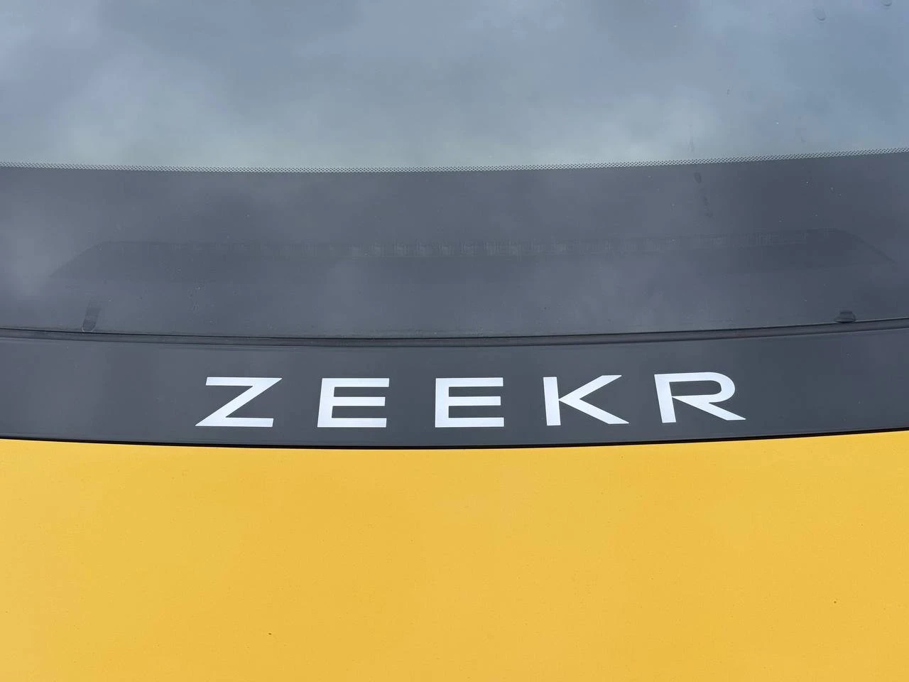 Zeekr 001 007 performance , снимка 6 - Автомобили и джипове - 55981496