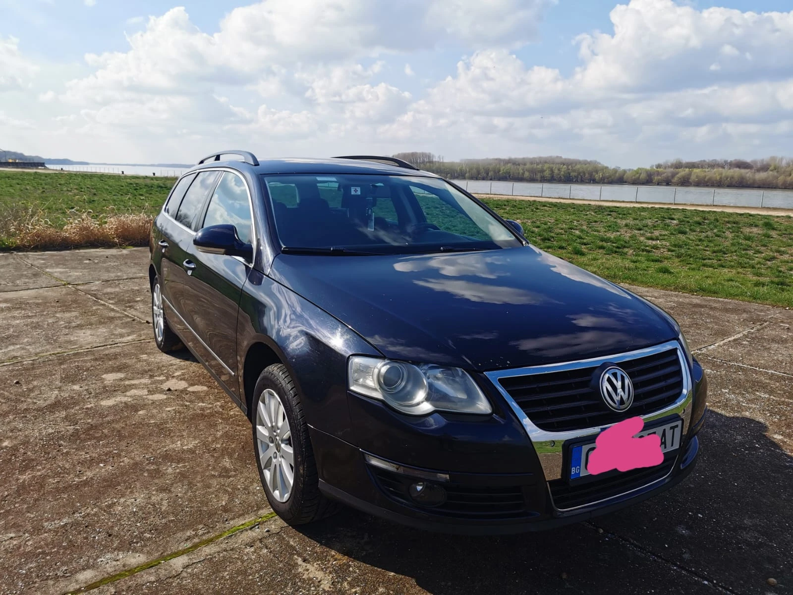 VW Passat 1.4 Ecofuel, снимка 2 - Автомобили и джипове - 56462412