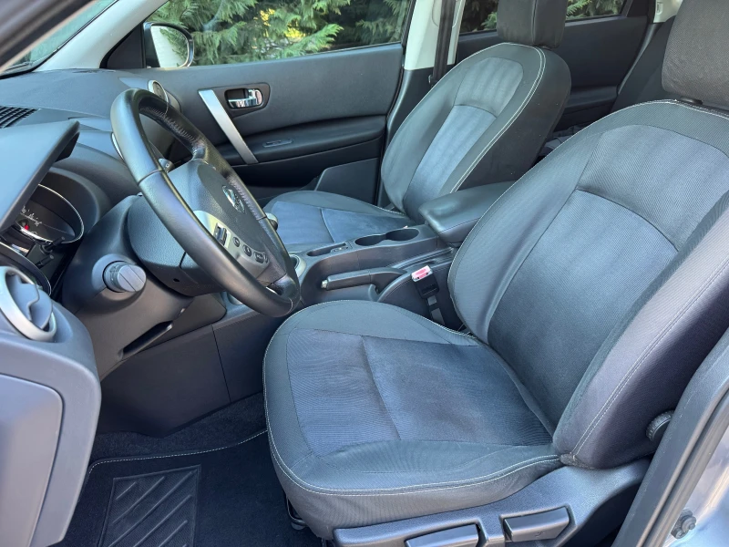 Nissan Qashqai 1.6 NAVI PANORAMA 360VIEW PARKTRONIK, снимка 9 - Автомобили и джипове - 52310007