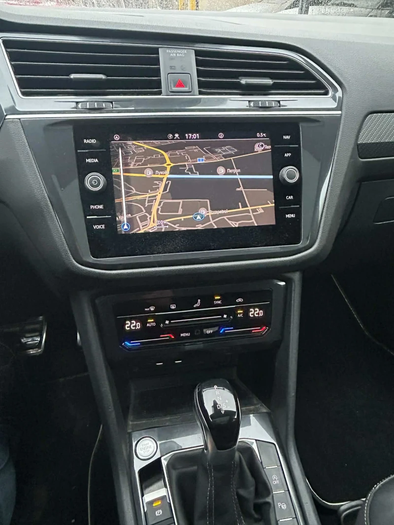 VW Tiguan Allspace 2.0TDI R-LINE 7 DSG 150, снимка 6 - Автомобили и джипове - 53525925