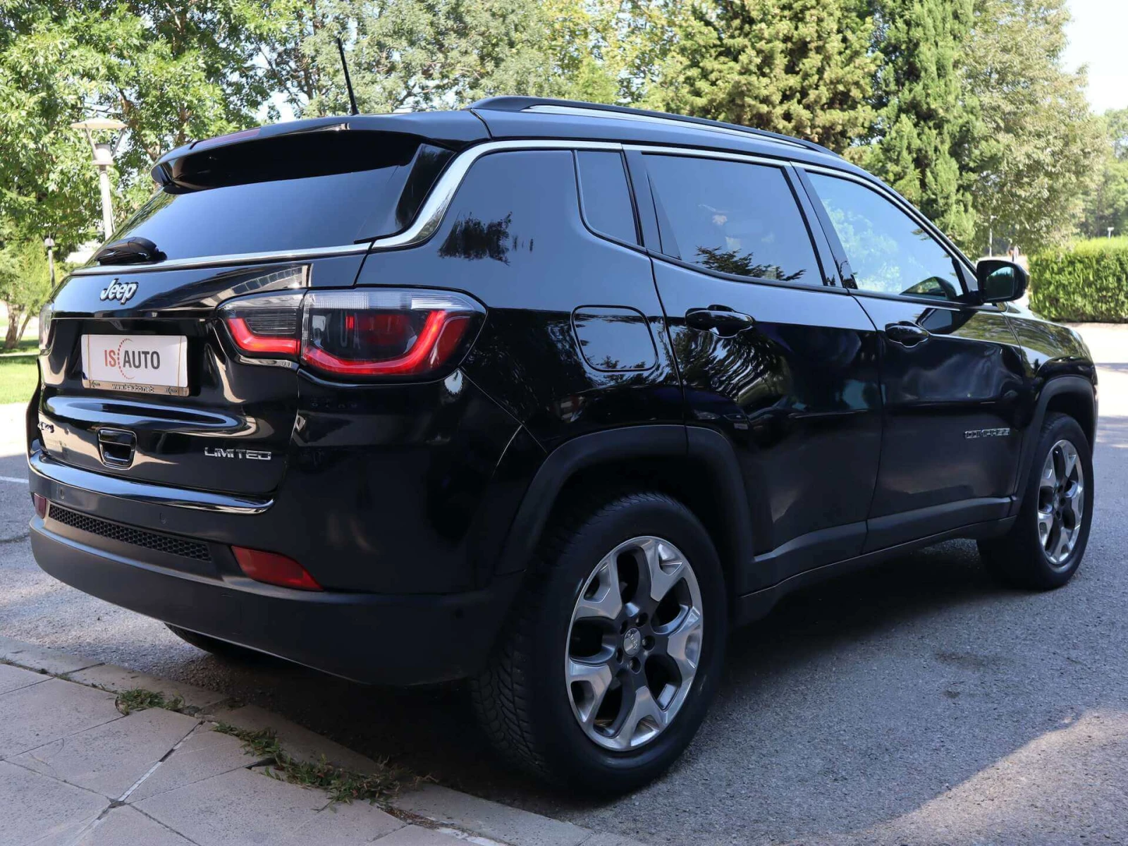 Jeep Compass Limited/4x4/Alpine/Distronic/Подгрев - изображение 3