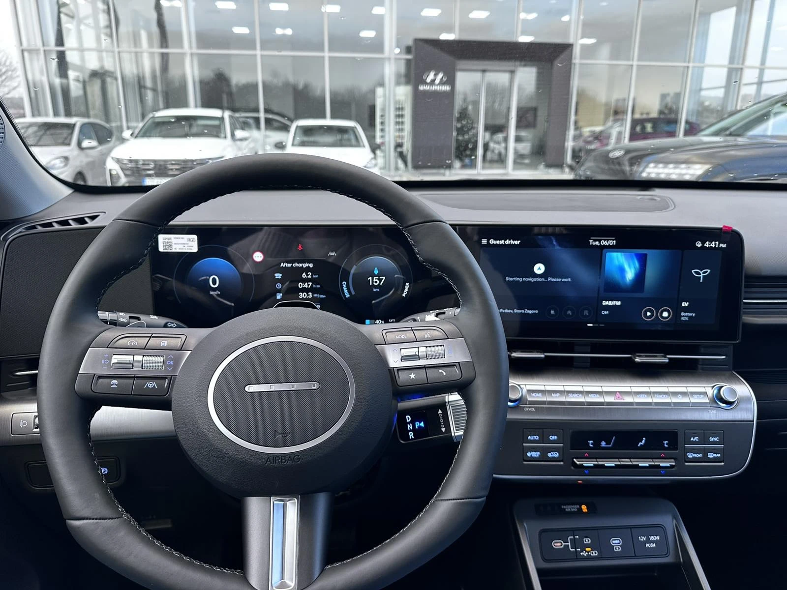 Hyundai Kona  SX2 EV MY26 Comfort EV 64.8 kWh G0P0 PE2/NNB | Mobile.bg � ����������� 12