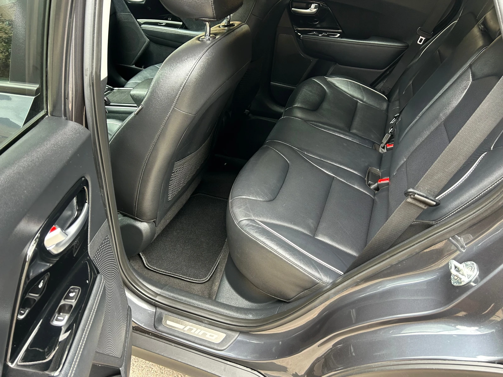 Kia Niro 64KWh/DINAMIK LINE, снимка 10 - Автомобили и джипове - 55424294