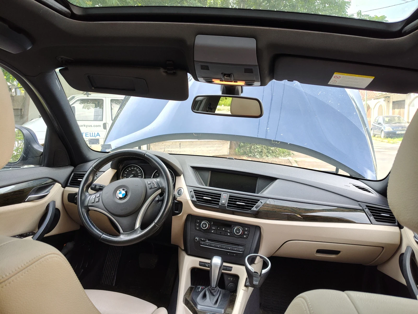 BMW X1, снимка 5 - Автомобили и джипове - 55646360