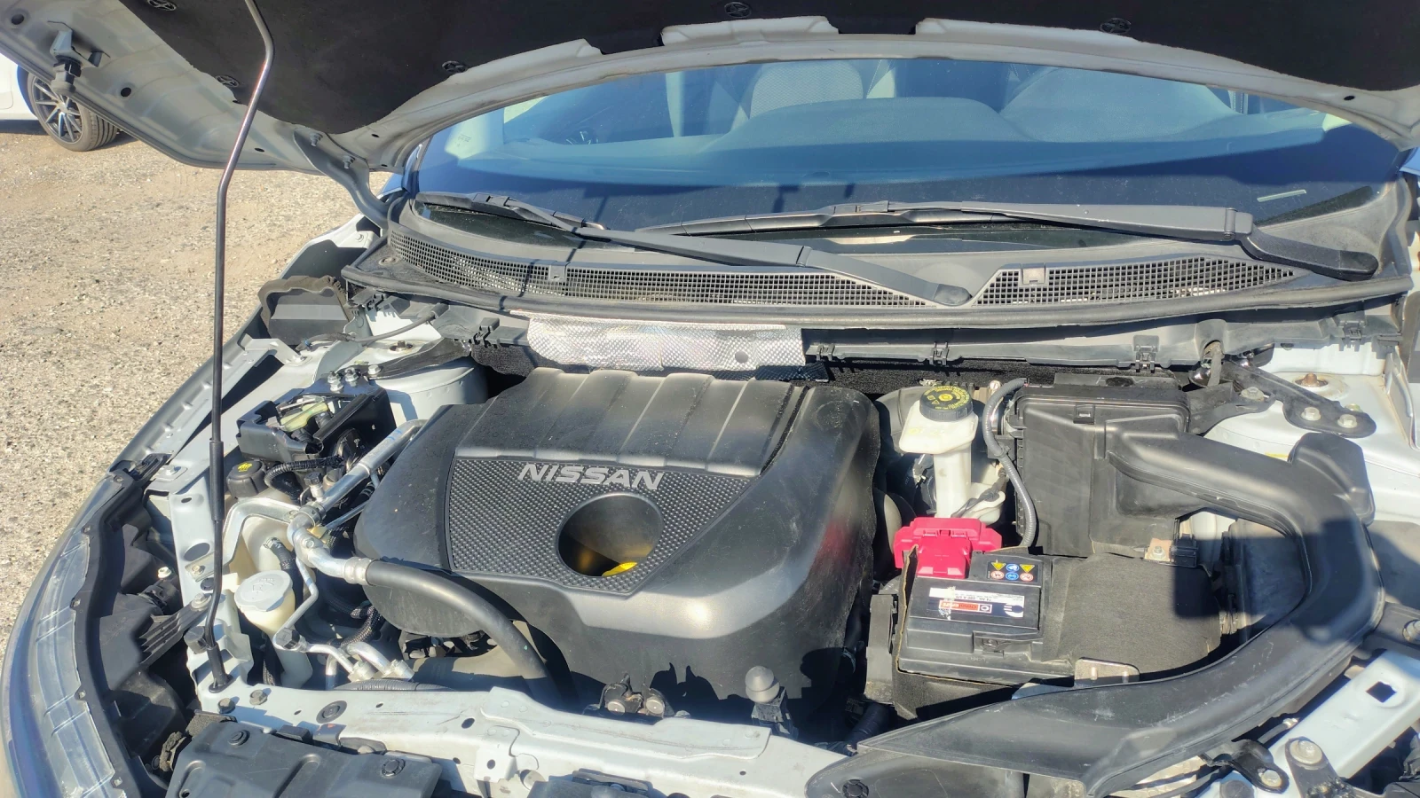 Nissan Qashqai, снимка 16 - Автомобили и джипове - 55779196