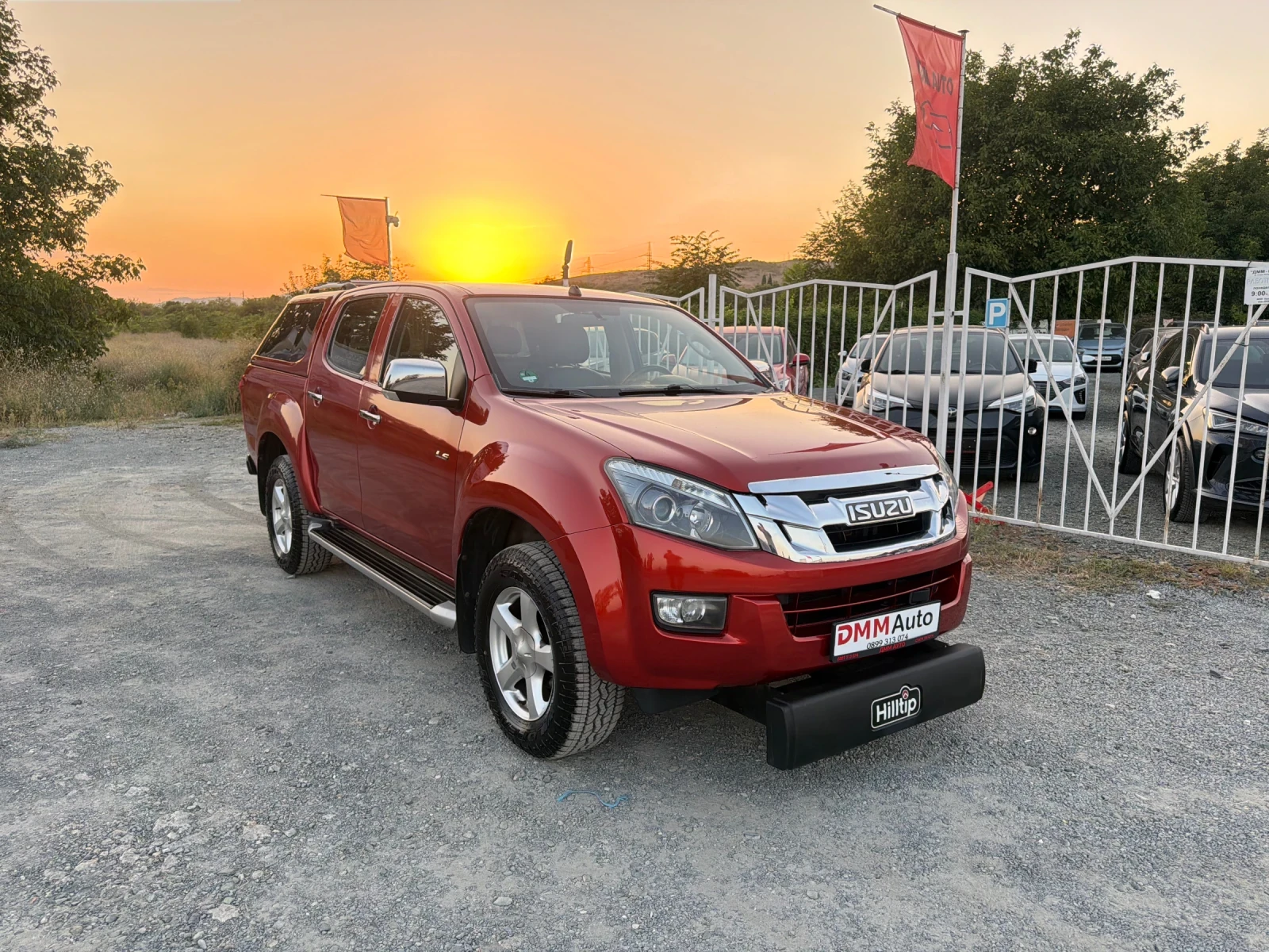 Isuzu D-max 2.5 TDI / PREMIUM / 4X4 / АВТОМАТИК / HARDTOP, снимка 3 - Автомобили и джипове - 55905208