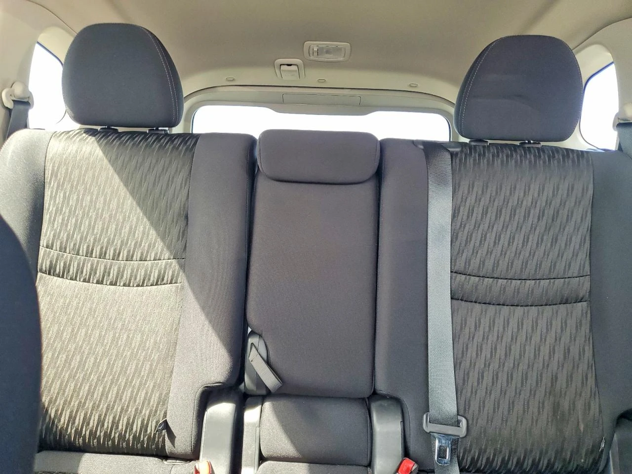 Nissan Rogue 2.5l Sv, снимка 10 - Автомобили и джипове - 56203137