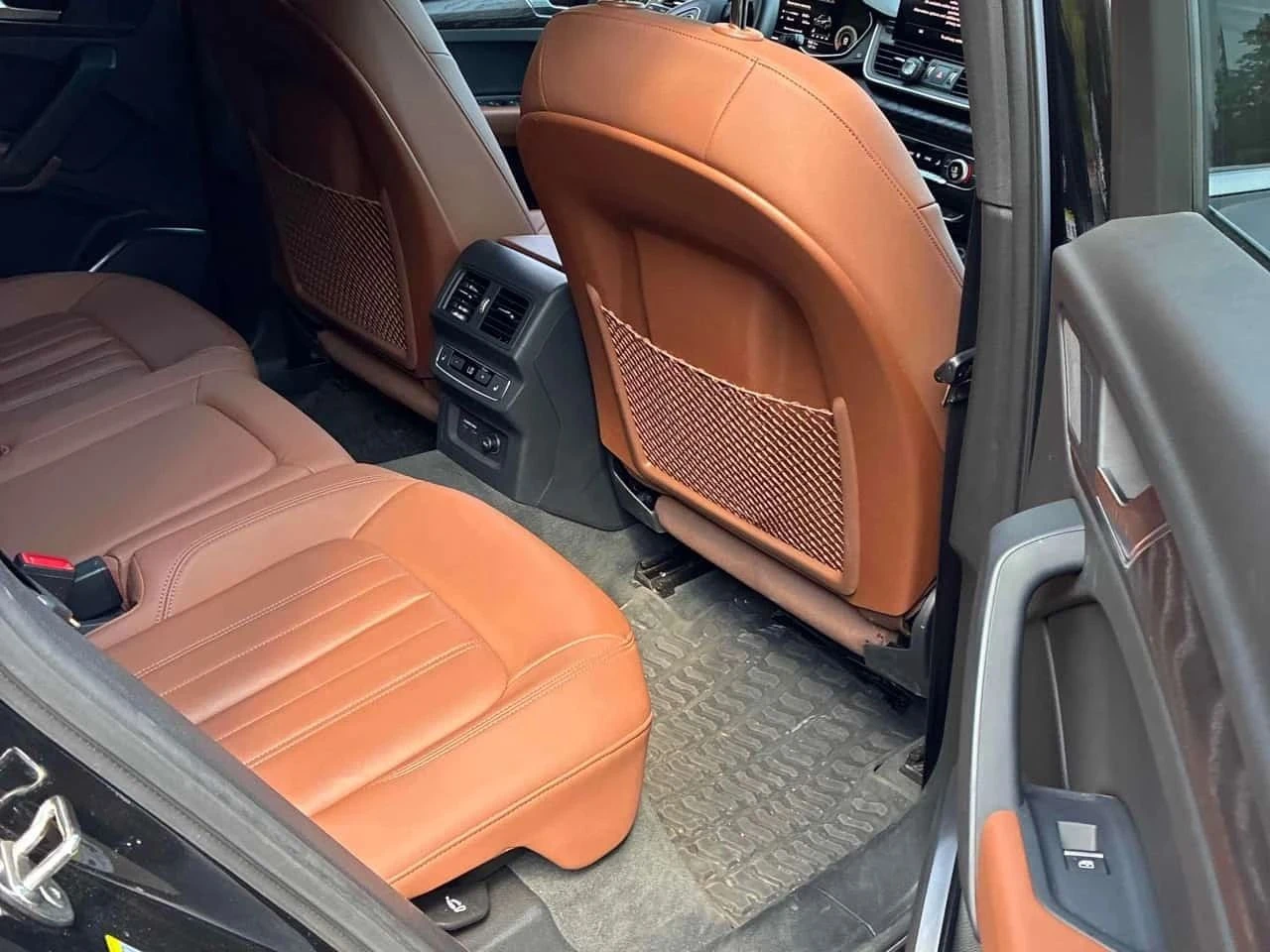 Audi Q5, снимка 14 - Автомобили и джипове - 56739617