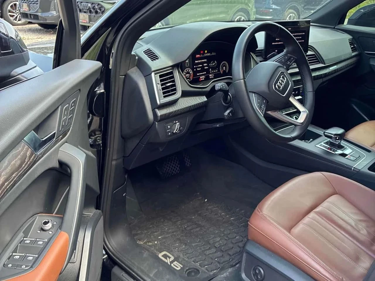 Audi Q5, снимка 5 - Автомобили и джипове - 56739617
