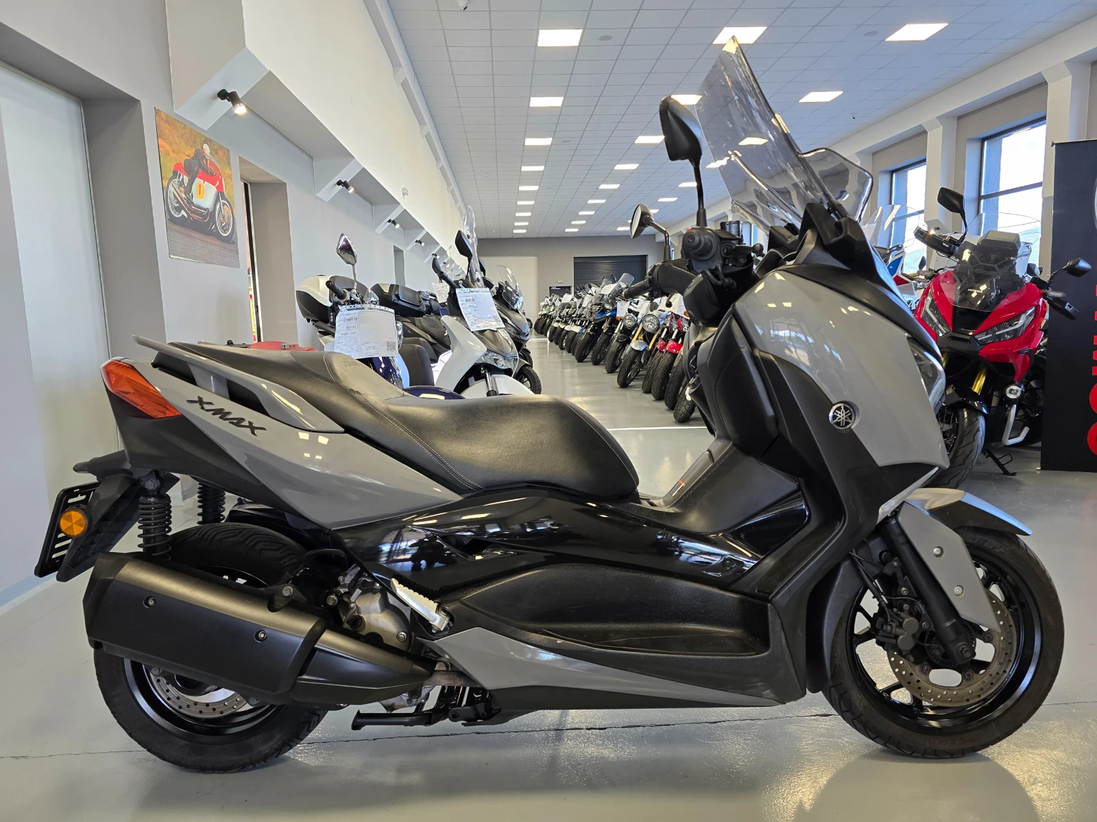 Yamaha X-max 300ie, ABS-TCS, Keyless, Full  Led! - изображение 2