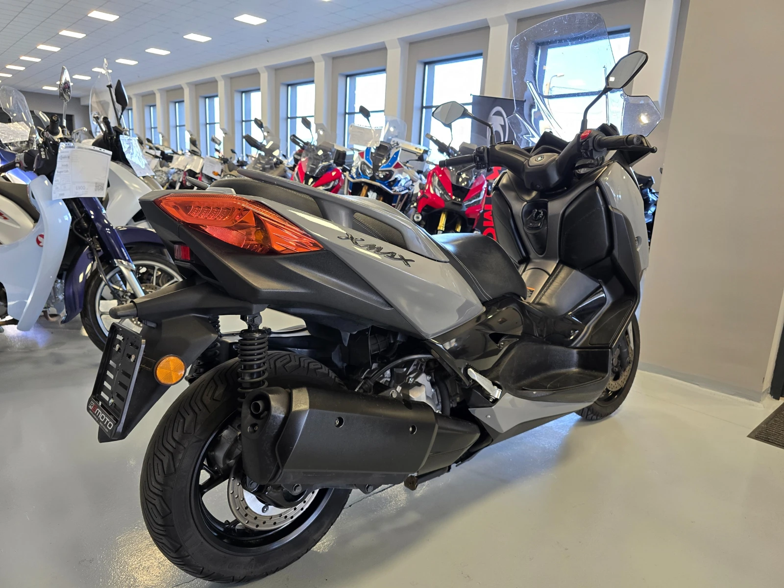 Yamaha X-max 300ie, ABS-TCS, Keyless, Full  Led! - изображение 3