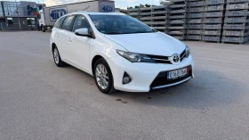 Toyota Auris 1.6 БЕНЗИН  , снимка 1