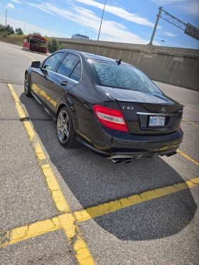 Mercedes-Benz C 63 AMG RWD/CARFAX/БЕЗ ИНЦИДЕНТИ/, снимка 2