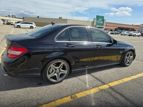 Mercedes-Benz C 63 AMG RWD/CARFAX/БЕЗ ИНЦИДЕНТИ/, снимка 3