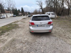 Toyota Avensis Т27 - 4700 € / 9192.40 лв. - 61381500 4