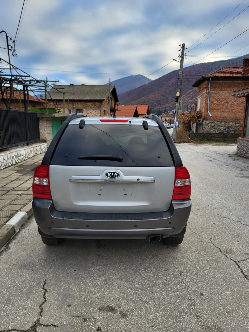 Kia Sportage 2.0 bensin/gas 4x4, снимка 4 - Автомобили и джипове - 42223076