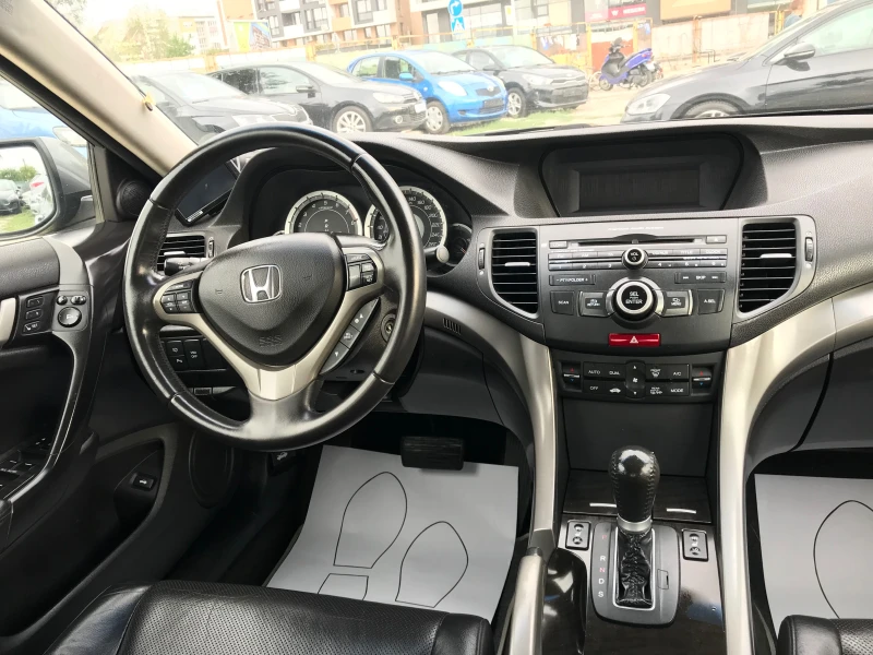 Honda Accord 2.4i-AUTOMAT.-EXCLUSIVE, снимка 15 - Автомобили и джипове - 47085054