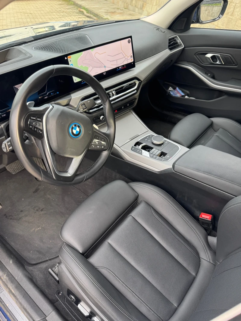 BMW 330 330e 292hp, снимка 7 - Автомобили и джипове - 48088704