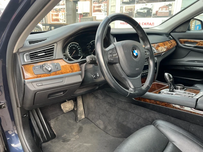 BMW 750 LI X-drive, снимка 16 - Автомобили и джипове - 48800101