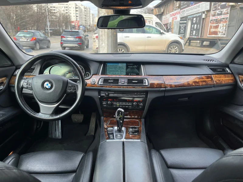 BMW 750 LI X-drive, снимка 8 - Автомобили и джипове - 48800101