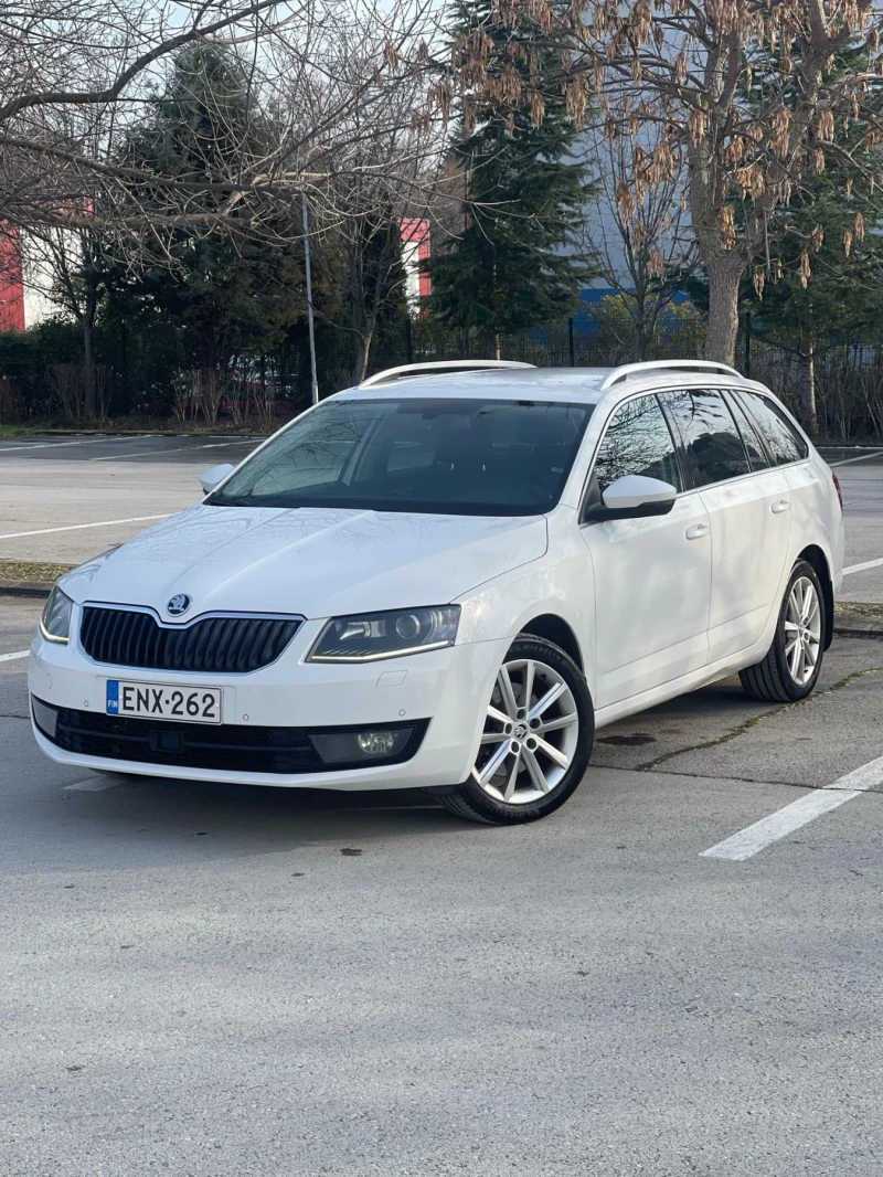 Skoda Octavia 2.0 TDI DSG 4x4, снимка 1 - Автомобили и джипове - 49305284