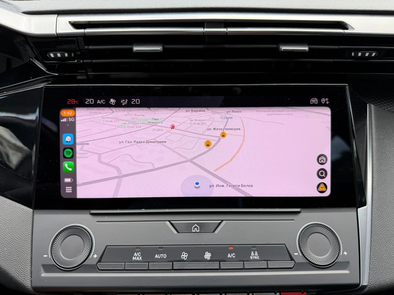 Peugeot 308 1.5 HDI, снимка 16 - Автомобили и джипове - 50995517