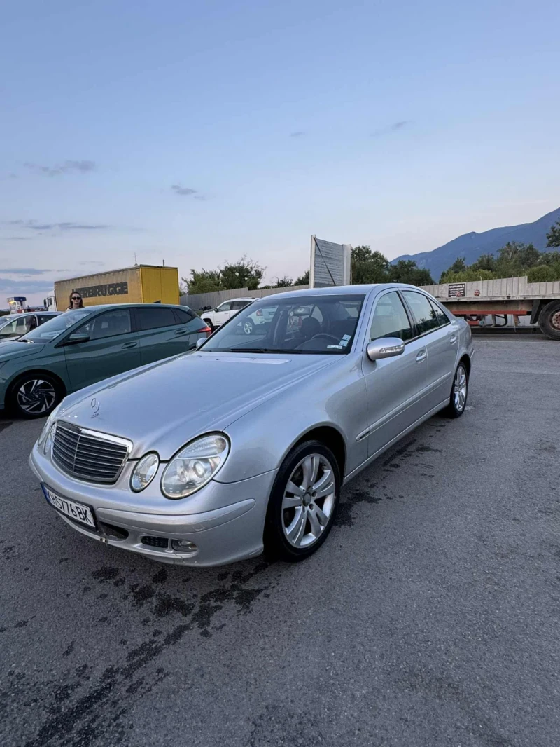 Mercedes-Benz E 270 CDI, снимка 8 - Автомобили и джипове - 51568255