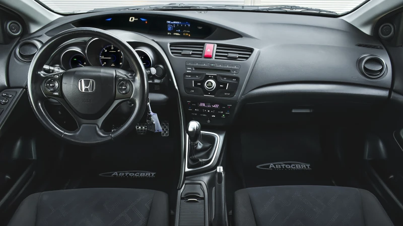 Honda Civic Hatchback 2.2 i-DTEC, снимка 12 - Автомобили и джипове - 51880431