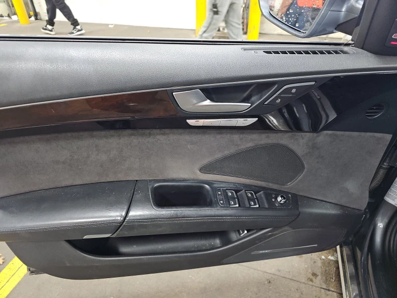 Audi A8 3.0T* MATRIX* BOSE* 360КАМЕРА* LANE* ASSIST* , снимка 9 - Автомобили и джипове - 52835534