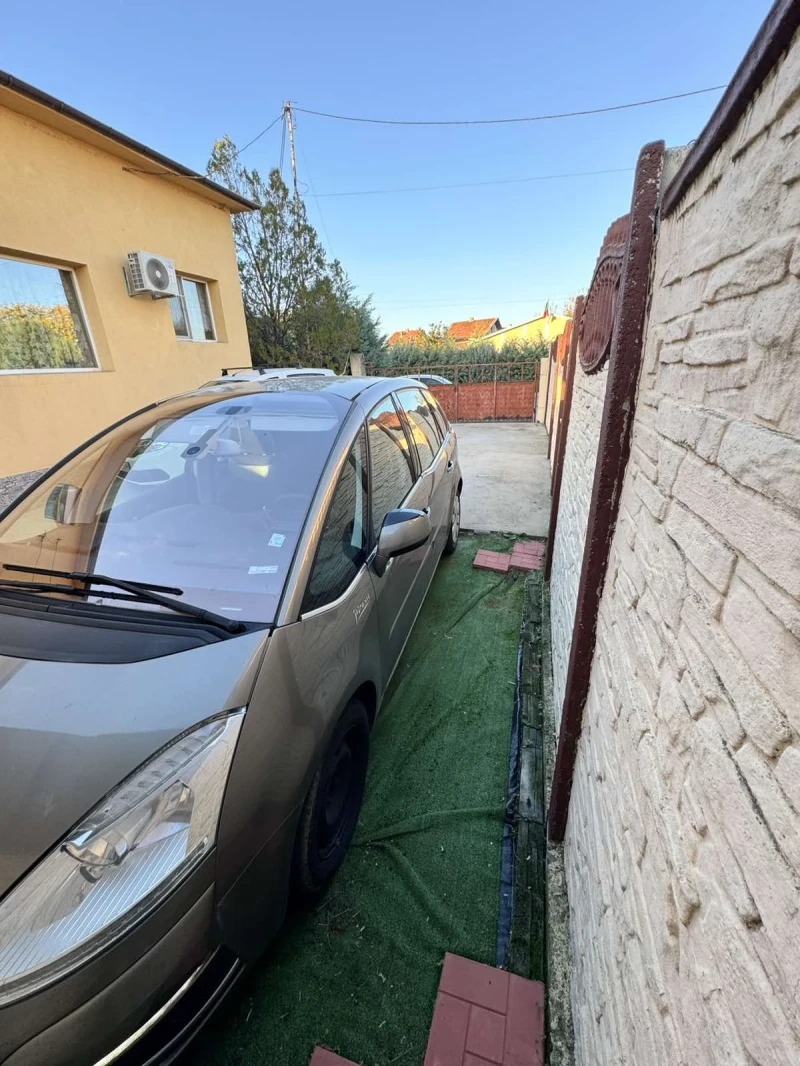 Citroen C4 Picasso, снимка 5 - Автомобили и джипове - 52426460
