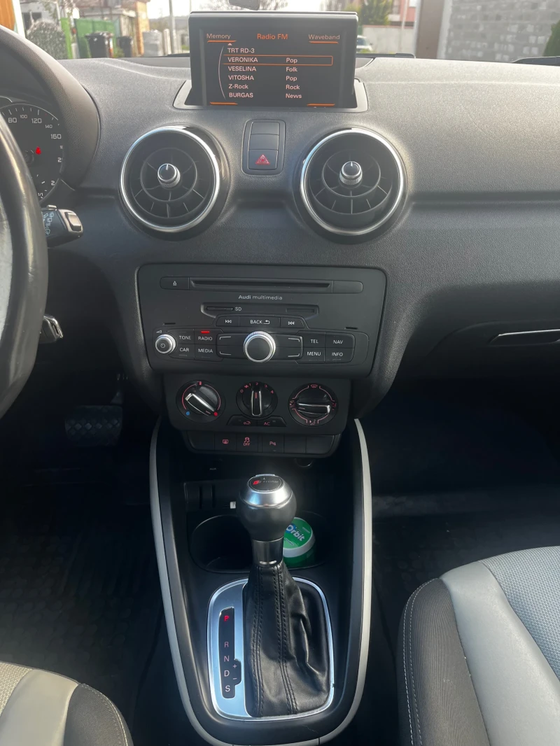 Audi A1 1.6/90/AUTO, снимка 7 - Автомобили и джипове - 52775236