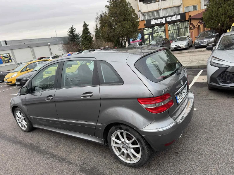 Mercedes-Benz B 180 1.7, снимка 14 - Автомобили и джипове - 52802219