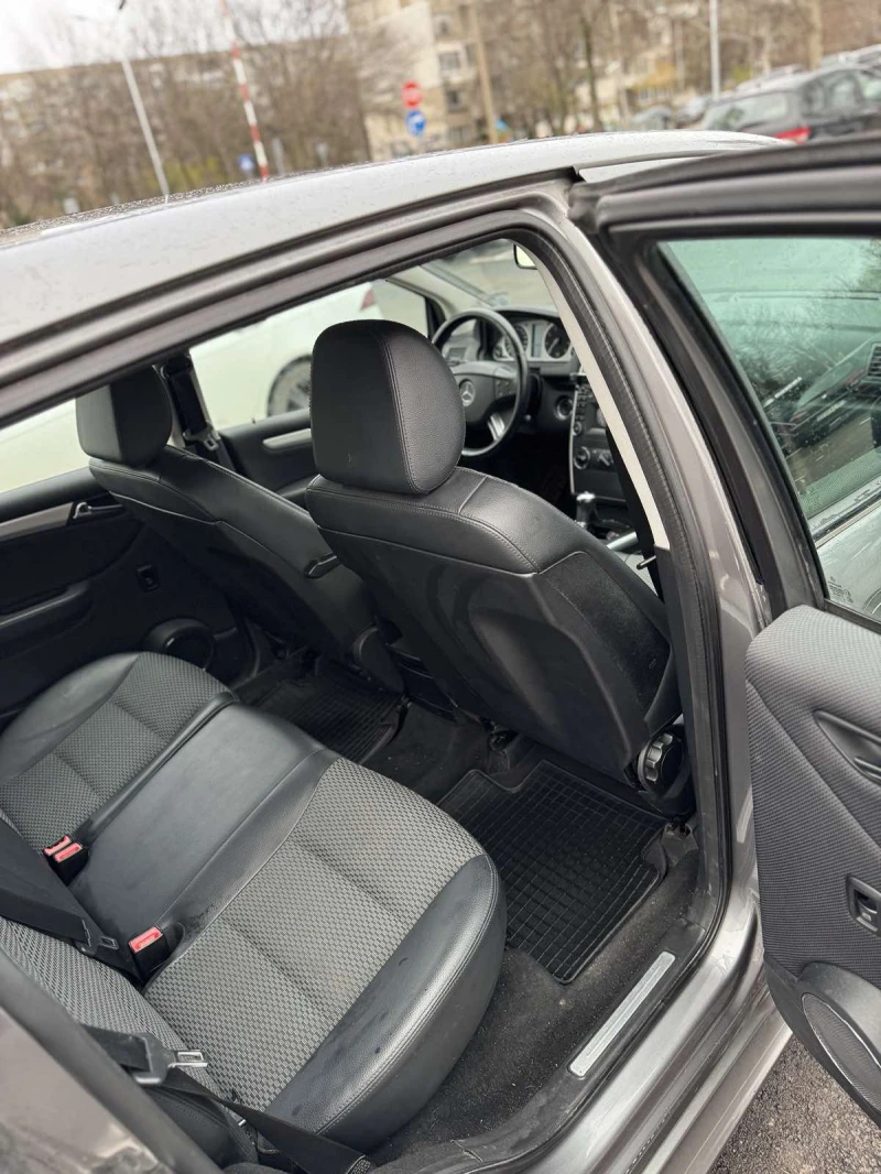 Mercedes-Benz B 180 1.7, снимка 16 - Автомобили и джипове - 52802219
