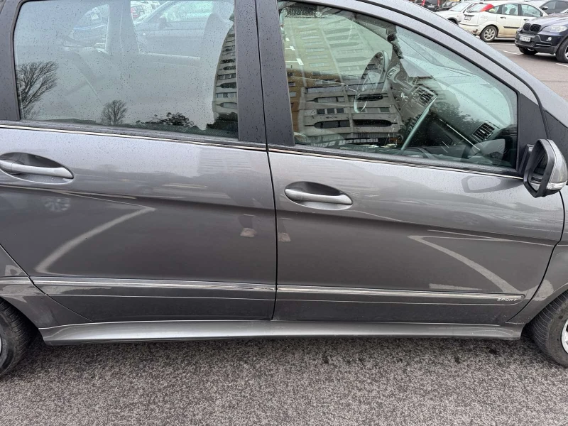Mercedes-Benz B 180 1.7, снимка 10 - Автомобили и джипове - 52802219