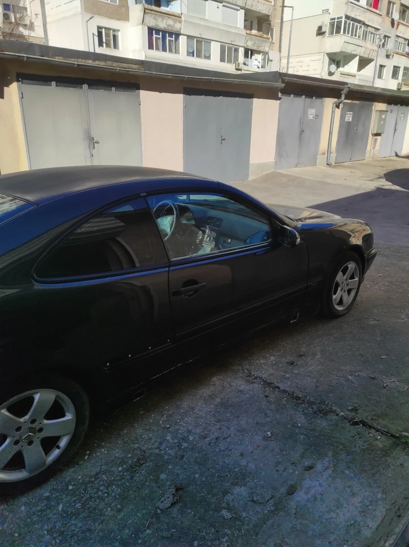 Mercedes-Benz CLK, снимка 7 - Автомобили и джипове - 52941952