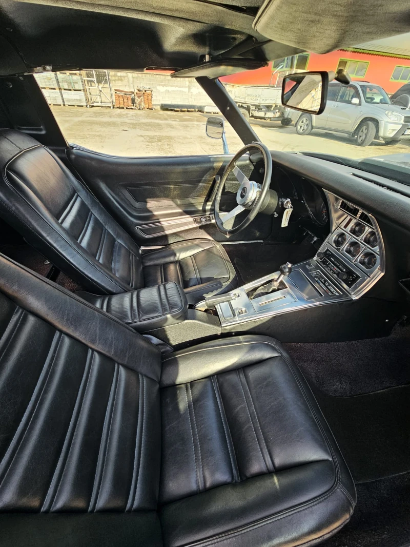 Chevrolet Corvette C3 5700 Stingray, снимка 11 - Автомобили и джипове - 53361793