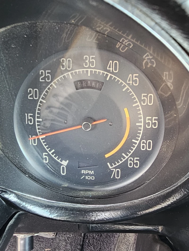 Chevrolet Corvette C3 5700 Stingray, снимка 15 - Автомобили и джипове - 53361793